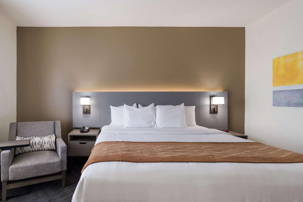 Comfort Inn & Suites Victoria North Kültér fotó