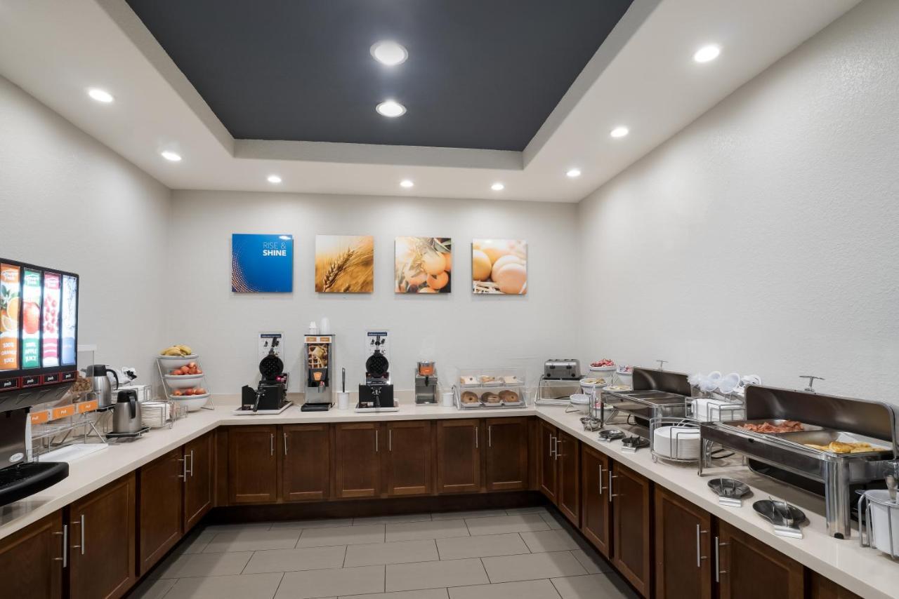 Comfort Inn & Suites Victoria North Kültér fotó